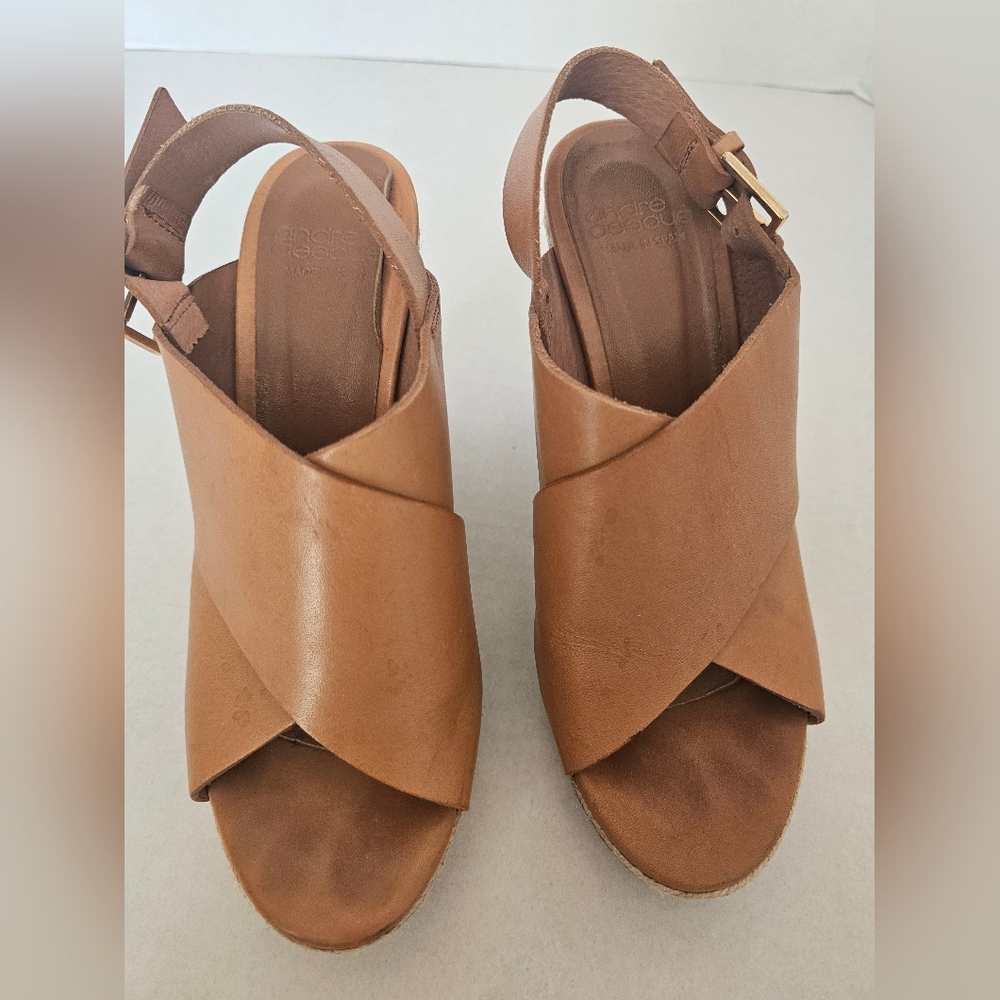 Andre Assous Sandals Size 7.5 Tan Wedge Heel Open Toe Buckle Ankle Strap 5" Heel